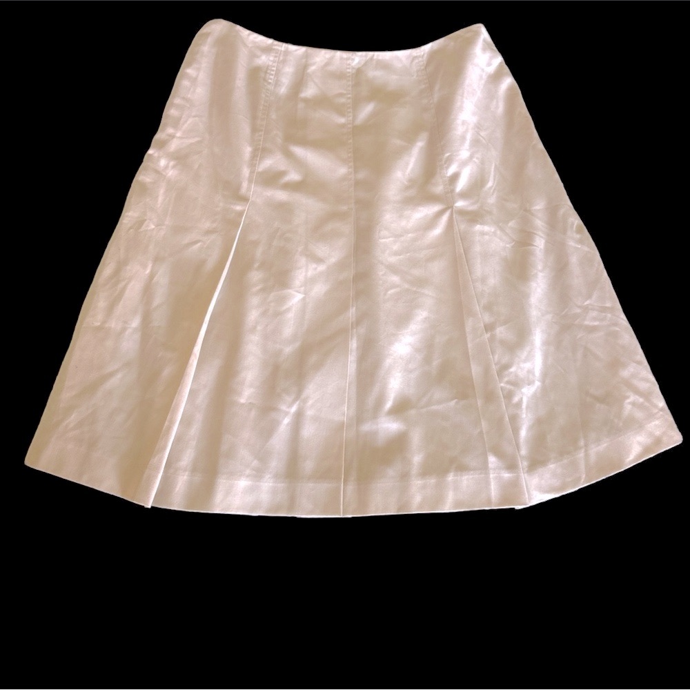 A-line pleated skirt